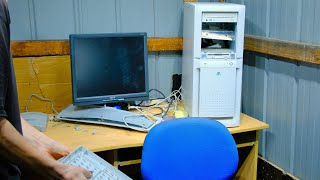 Vintage Gateway Pc Destroyed By Angry Office Worker