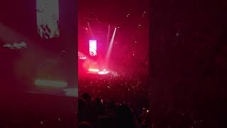 Wall of Death during Happy Song | Live (29-04-2026) #bringmethehorizon #bmth #montreal #metal #live @QuietProtagonistPlus