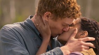 Hot Kissing Video / Kiss Scene - Egwene and Rand (Madeleine Madden and Josha Stradowski) 1x07-1x08