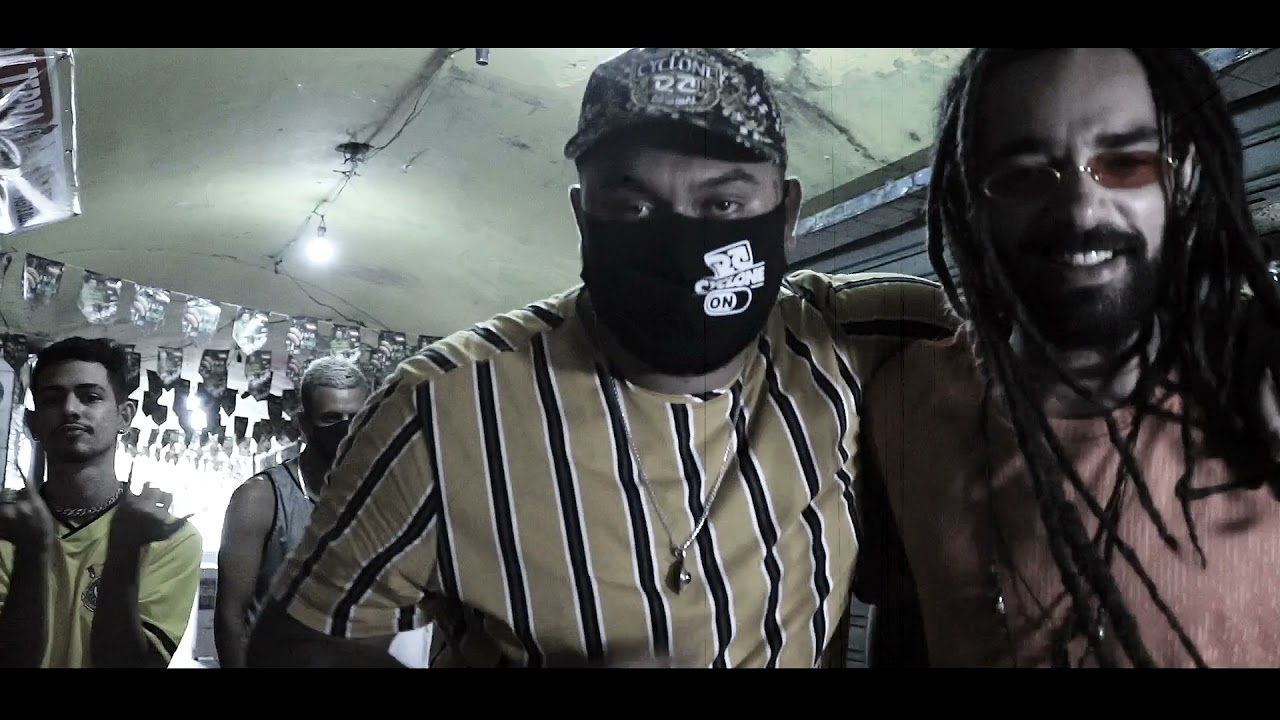 02 - DIOMEDES CHINASKI  -  A VACINA feat. ATON FARAÓ (Official Video)