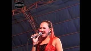 Harta Dan Surga Yenny Anggraeni Feat Avita Sidoarjo // Studio72
