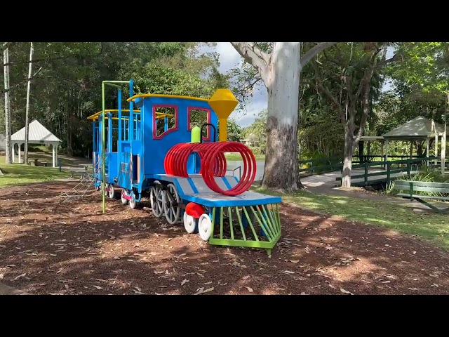 🌳🏞️ Discover Palmwoods' Top 4 Parks! 🏞️🌳