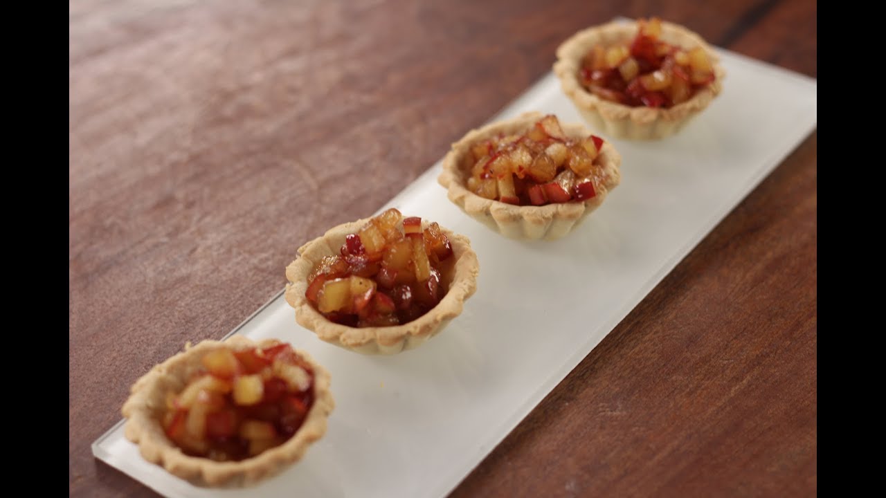 Mini Apple Pies | Sanjeev Kapoor Khazana