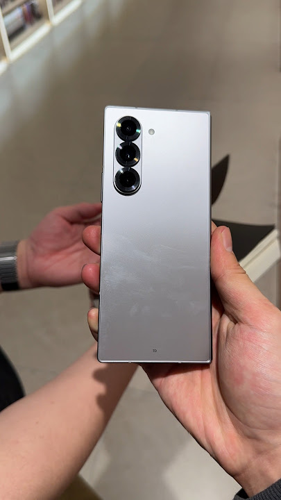 Folding screens aren't a status symbol, but a reflection of taste #samsungfold7 #samsung #fold7