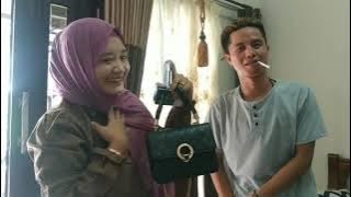 Fajar Syahid and Aisyah Icha's joke at Widya Nada Studio😘😘😘