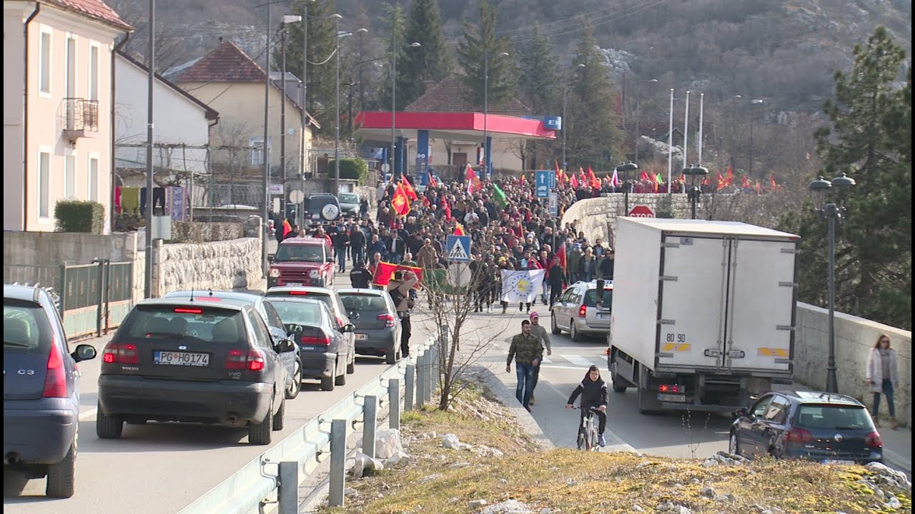 RTV Cetinje - Cetinjani se građanski i mirno oduprli najavljenoj litiji