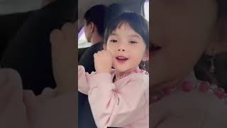 Masyaallah Kakak Labeeqa Happy Banget Nyanyi Di Mobil.