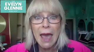 Toyah Willcox chats to me about her creative life
Toyah chats to me about finding creativity in everything she does, whether performing on stage or making her lunch!
#teachtheworldtolisten #TheEvelynGlenniePodcast #music #percussion #Toyah #ToyahWillcox #robertfripp #itsamystery @RobertFripp @Toyah
_ _ _
• To see more videos, please subscribe to the Evelyn Glennie YouTube channel: https://bit.ly/3q6DXe4
• To listen to episodes of #TheEvelynGlenniePodcast, visit the website here: https://www.evelyn.co.uk/theevelynglenniepodcast/
• Find Evelyn here: https://linktr.ee/dameevelynglennie Toyah Willcox chats to me about her creative life