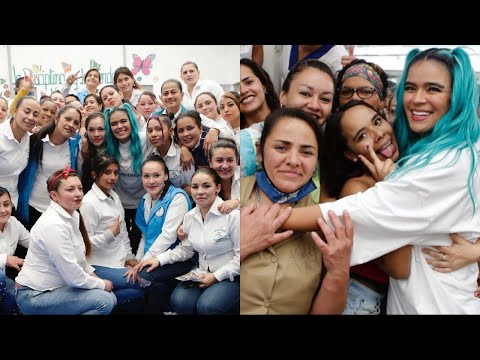 Karol G visitando una cárcel de mujeres en Bogotá Colombia ❤️‍🔥