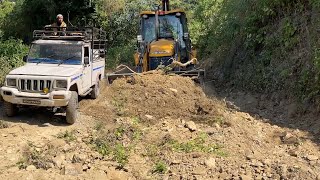 Busy Narrow Mountain Road needs Renovation after Rain