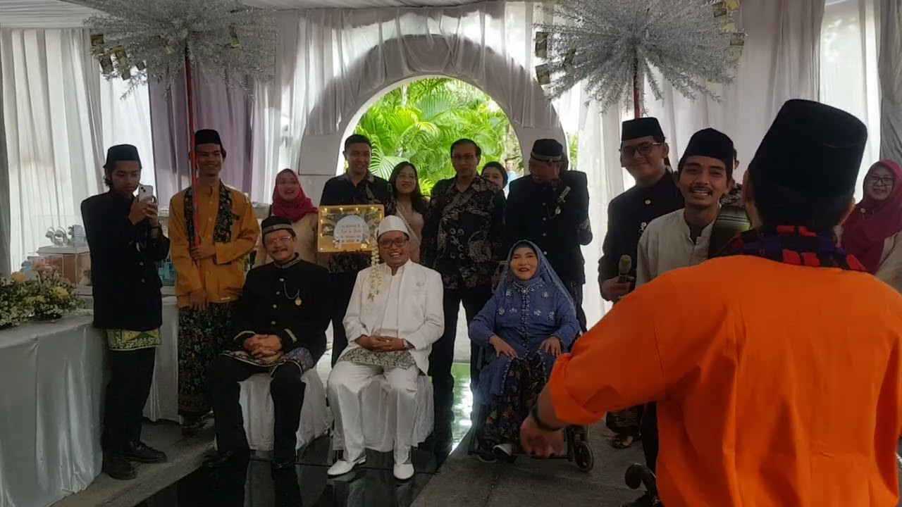 PALANG PINTU SANGGAR KEMBANG KELAPA DI BUMI PERKEMAHAN RAGUNAN