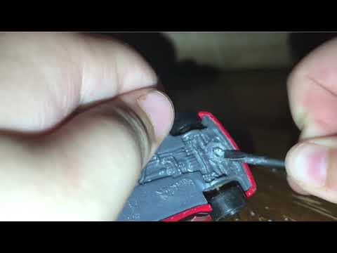 HOW TO OPEN A HOTWHEEL (NO DRILL) (NO HEAT GUN)