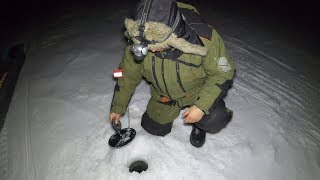 ЗИМНЯЯ НОЧНАЯ РЫБАЛКА / WINTER NIGHT FISHING