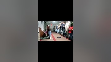 سورة الطارق بصوت طفل صغير تلاوة خاشعة وأداء رهيب ما شاء الله تبارك الرحمن #الطارق #الصلاة #تراويح