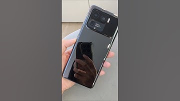 Xiaomi Mi 11 Ultra In-Hand First Look – This Thing Is a BEAST!