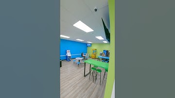 Clean, spacious, & modern laundromat:sparkles: #laundromat #shorts #lexingtonky #drone