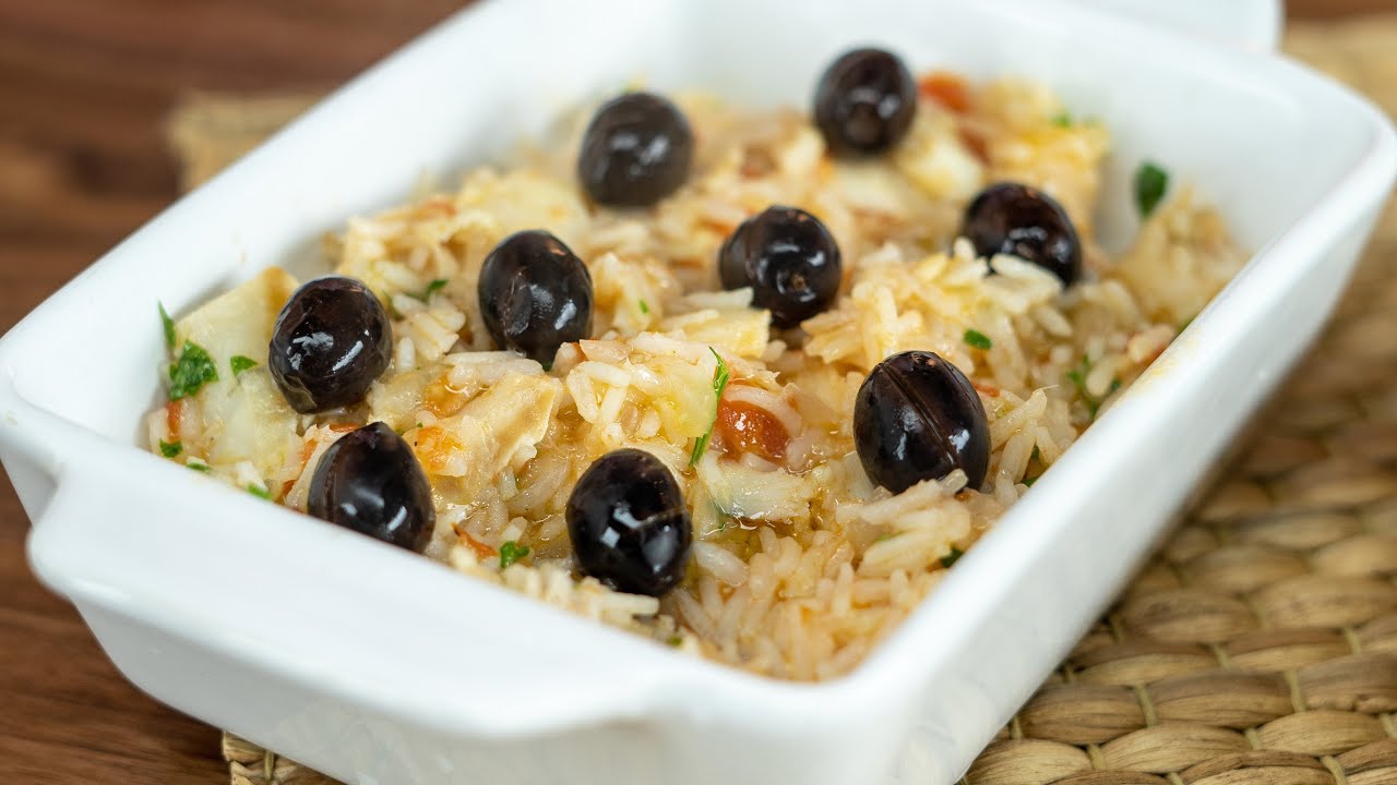 I learned how to make this cod rice with a Portuguese chef! - YouTube