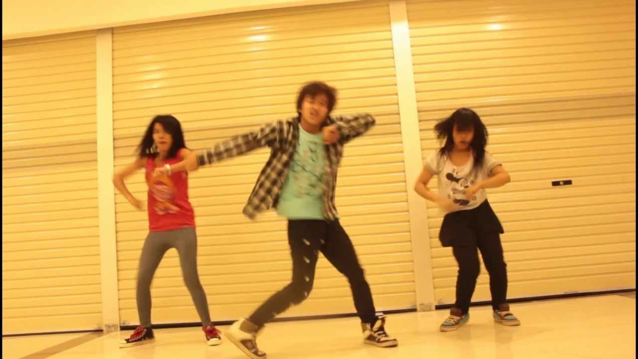 Ardhy Ancha R - Nicki MinaJ . Stupid Hoe