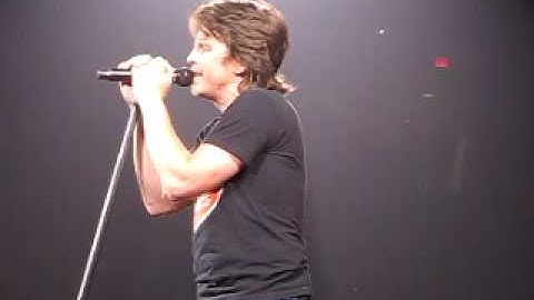 Keith Urban introducing Brian Nutter-Hershey PA