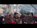 Filfan دينا الشربيني تخبئ وجه عمرو دياب من الجمهور في مباراة مصر وروسيا 