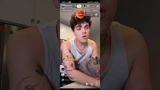 Alexander Stewart TikTok Live - Singing I can't love you in the dark