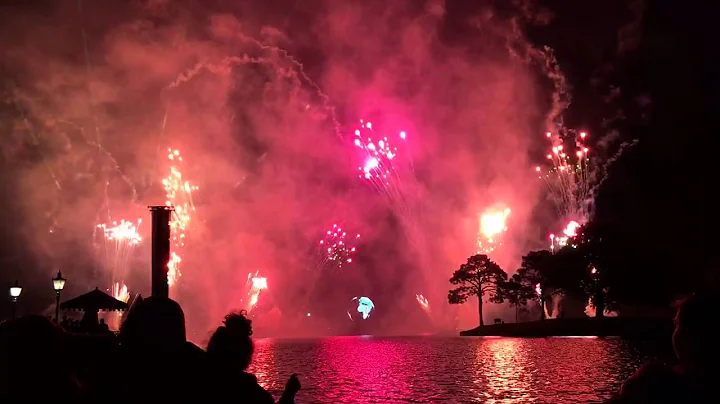 Sallustio/Ragnat...  Disney Epcot Fireworks