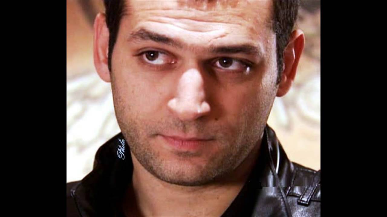 Один.. совсем один!