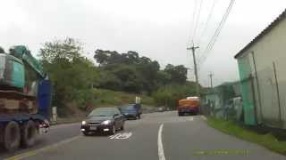 20140409看到對向有車仍越過雙黃線強行超車