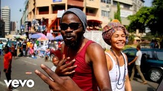 Miniatura de vídeo de "Féfé - Naija ft. Ayo"