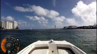 World Cat 320DC - 3 to 5 feet at the mouth of Port Everglades