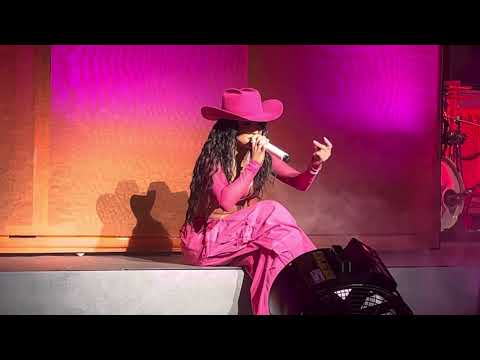 Becky G - Dolores Live Mi Casa, Tu Casa Tour 2023