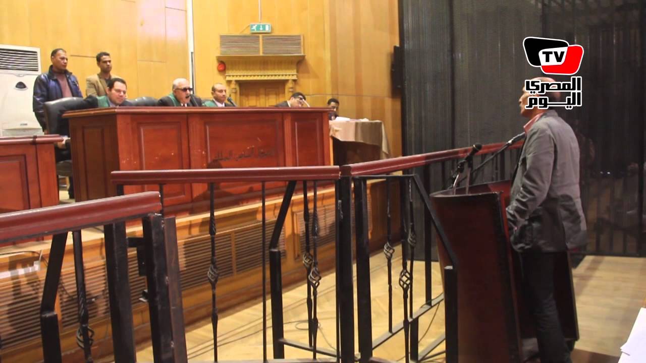 ضابط شاهد بـ«مذبحة بورسعيد»: كان من الصعب فتح البوابة بسبب التدافع