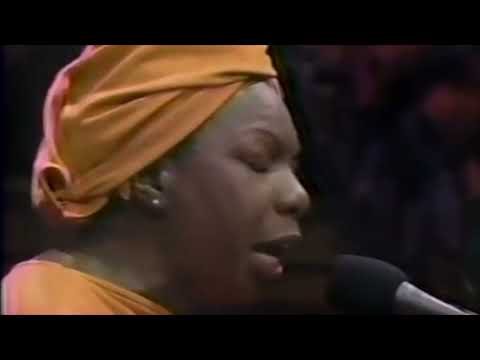 Putar The Long and Winding Road - Nina Simone