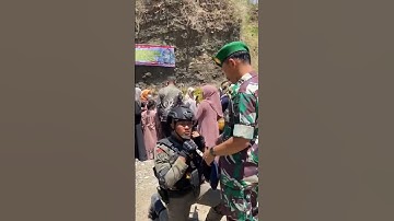 Bapak TNI Bangga Anaknya Menjadi Brimob #tni #tniad #viral #brimob #polri #shorts