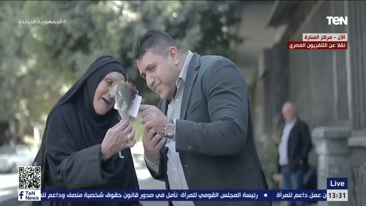 شاهد تأثر الرئيس السيسي بكلمات الأمهات في تقرير مذيع الشارع أحمد رافت