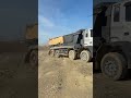 The driver of a 25-ton earth moving truck lost control of the road and was completely stuck.
