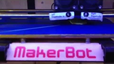 Makerbot 3D Printer in Action