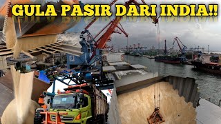 KALIAN HARUS TAU NIH!! GULA PASIR INDIA YANG DI BONGKAR DI PELABUHAN TANJUNG PRIOK