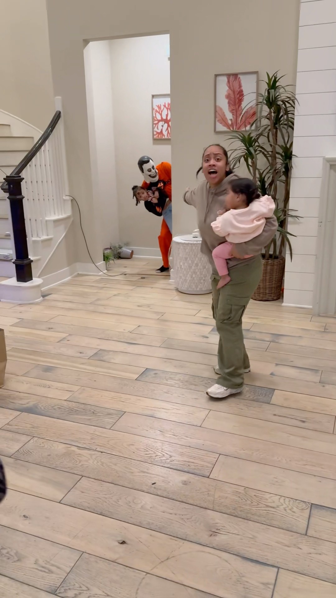 Londyn got caught by Mr Creepy Eyes… #shorts
