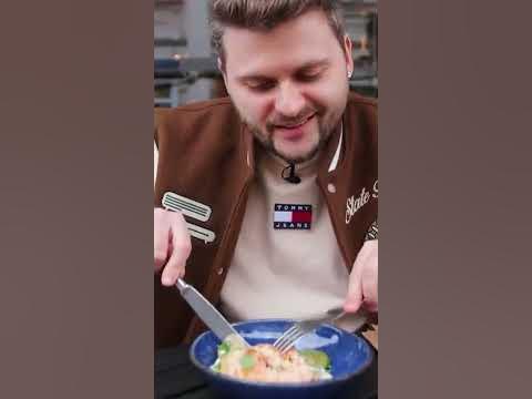 ВКУСНЕЙШИЙ краб-кейк и НЕОБЫЧНЫЙ хот-дог / Обзор Техникум! - YouTube