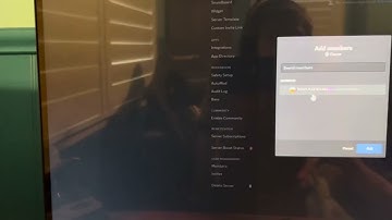How to hoist and reorder roles on discord.