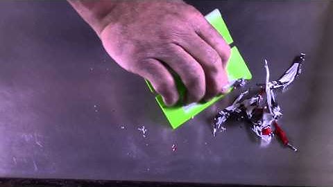 MIG® 5 Graphic Removal & Cleaning the Mold