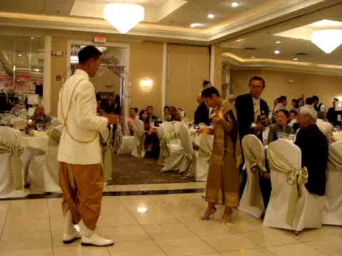 Jim and Natalie Traditional Wedding Laotian Dance