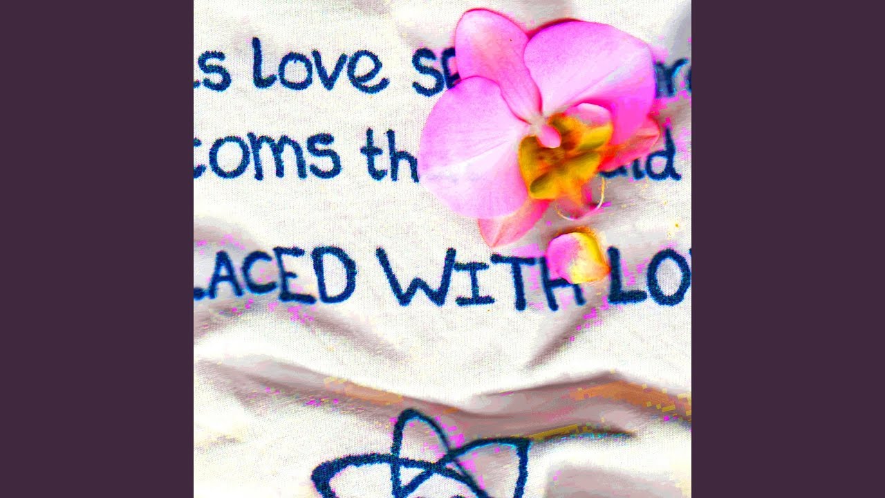 在 YouTube 上观看 Freefalling 在 YouTube 上观看 Freefalling