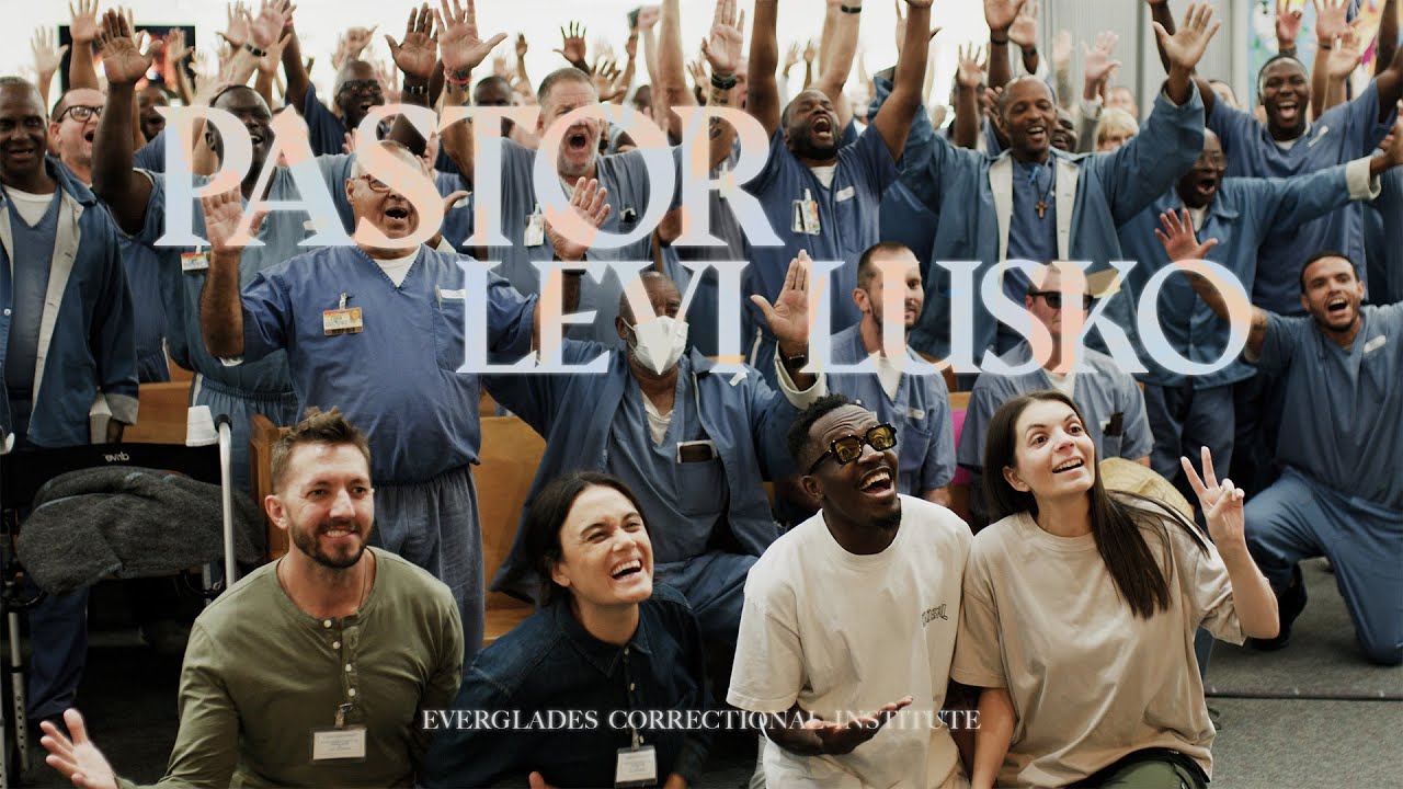 Mira Pastor Levi Lusko Speaks to Inmates About Purpose in Jesus en YouTube Mira Pastor Levi Lusko Speaks to Inmates About Purpose in Jesus en YouTube