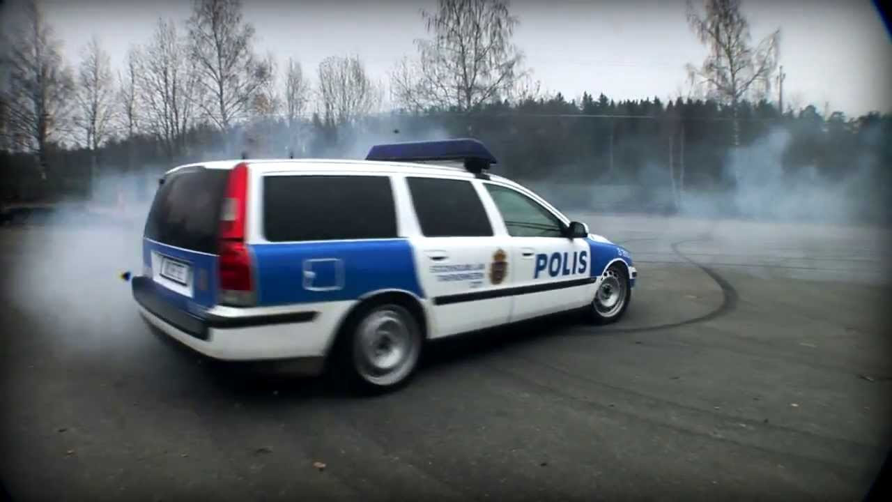 Police doing some DONUTS