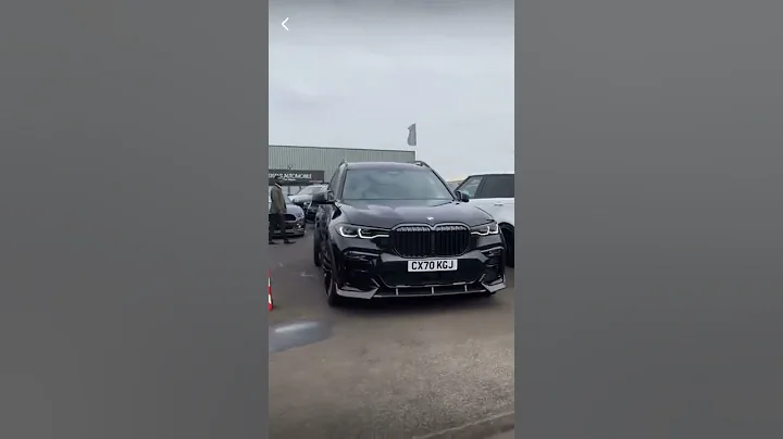 bmw X7 status 😎🔥 #shorts #luxurycars #supercars #trending #carlover #viral #ytshorts