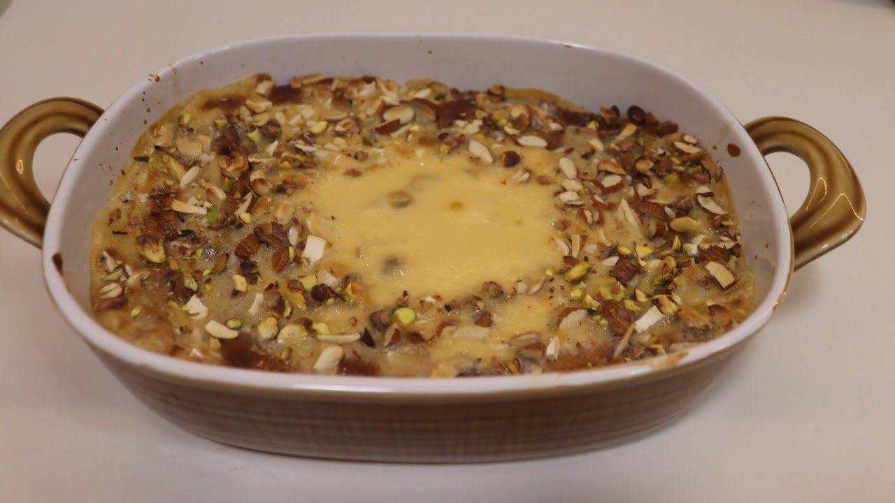 umm-ali-egyptian-dessert-with-bread-middle-east-bread-pudding