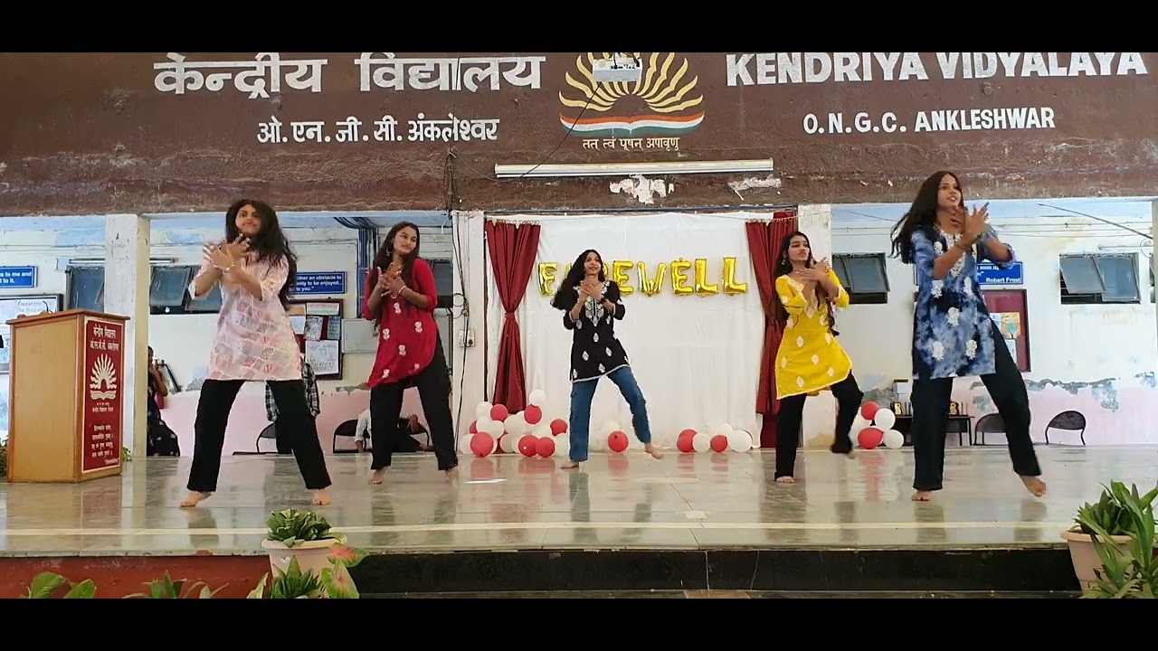 Dance Performance by Girls on Farewell | KV ONGC Ankleshwar - YouTube