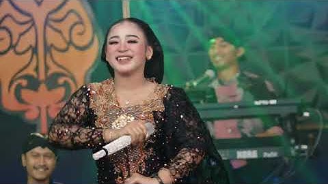 Niken Salindry - Santri Pekok  - Kembar Campursari (Official Music Video)